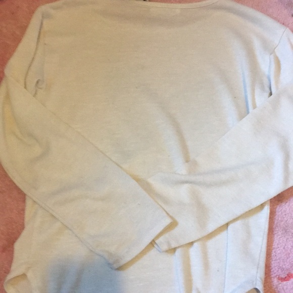 Cute White bunny longsleeve shirt - Picture 2 of 3